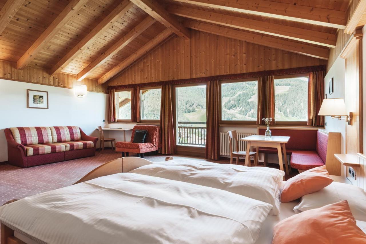 Berghotel Majarei Сан-Виджилио-ди-Мареббе Экстерьер фото