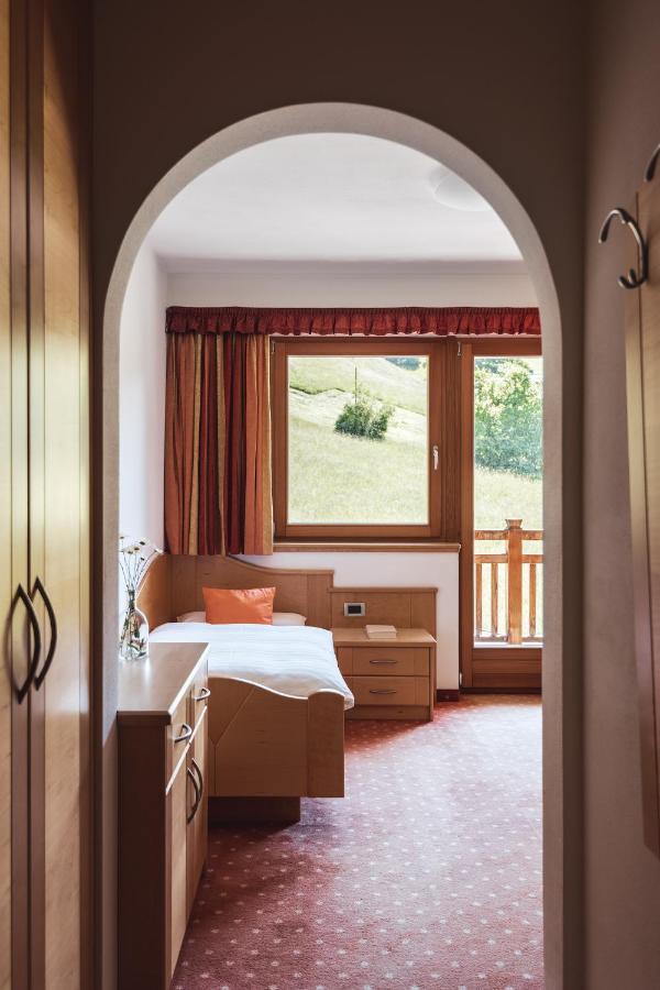 Berghotel Majarei Сан-Виджилио-ди-Мареббе Экстерьер фото